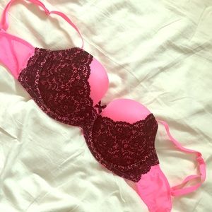 Victoria’s Secret balconet bra